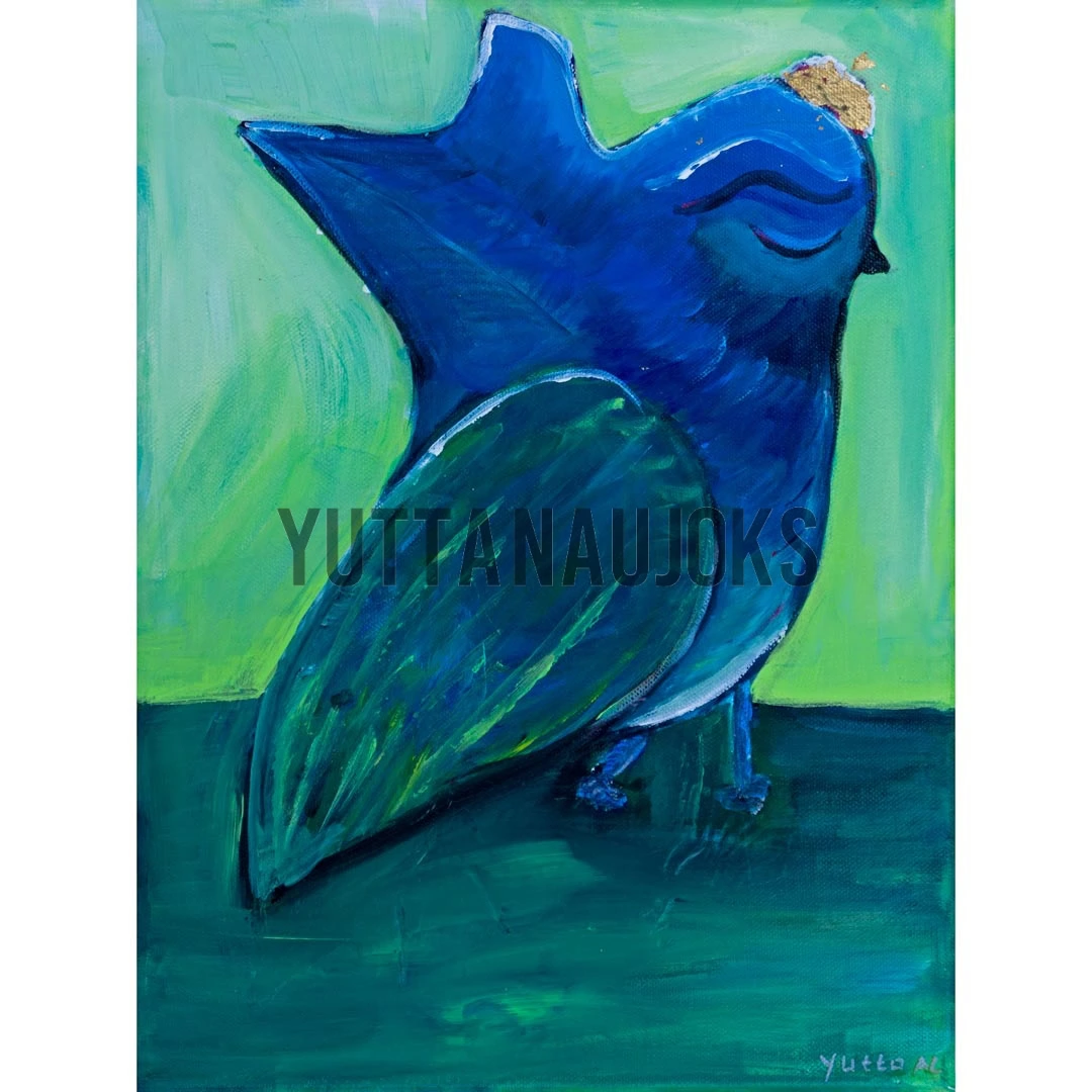grüner Hintergrund mit einem blau eingefärbten Vogel im Vordergrund mit goldener Haube